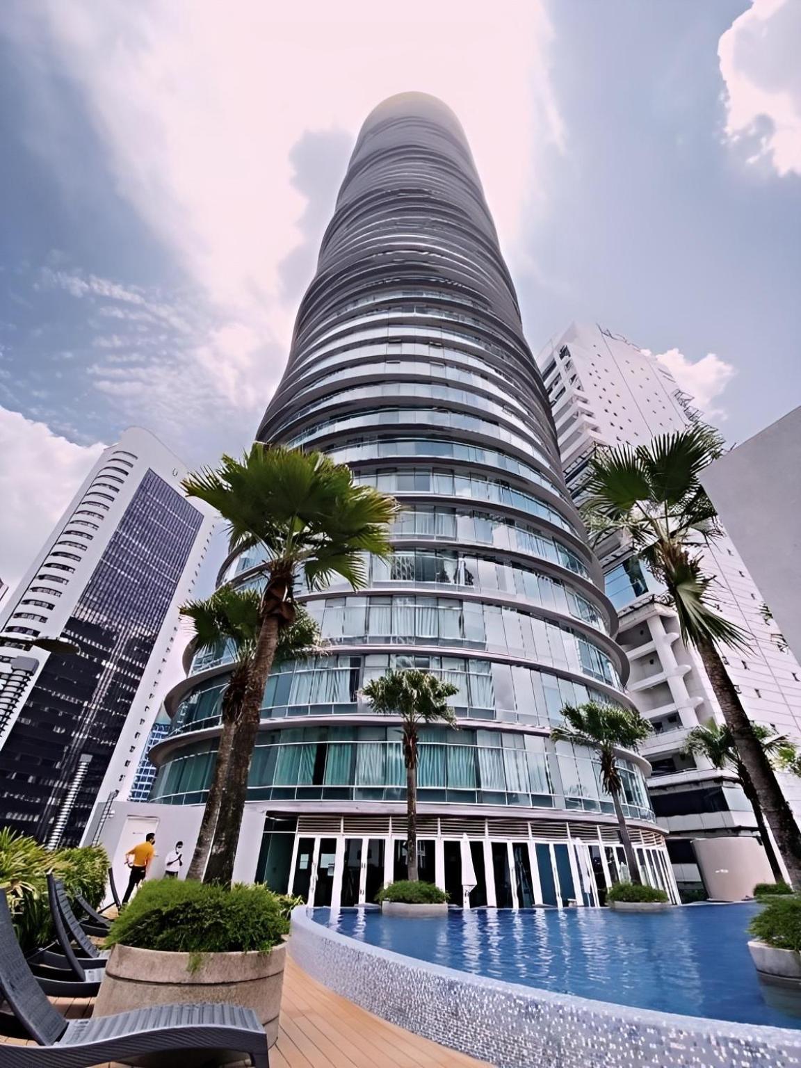 Vortex Hotel Suites Klcc At Kuala Lumpur City Center Esterno foto